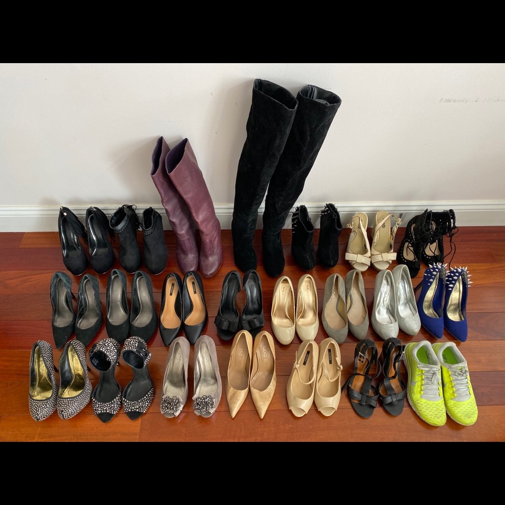 22 lot boots pumps sandals sneakers sz 6, 6.5, 7